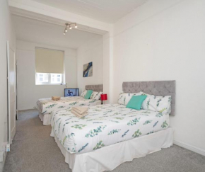 Flat in Clapham Budget Friendly Stay